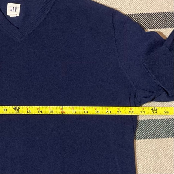 Gap Navy V neck 100% Cotton Sweater size Large - Picture 8 of 10